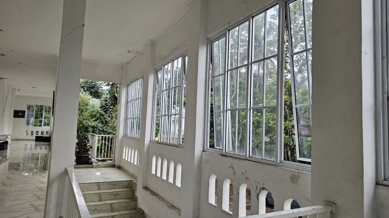 Aluminum Window Installation
